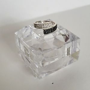 Black and white rhinestone ring
